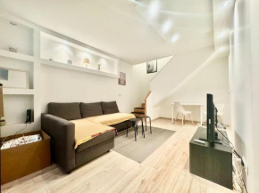 R8 Central 2BR Free Parking